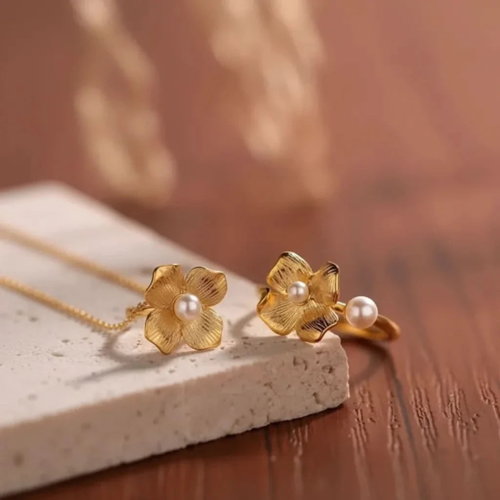 Flower Necklace & Ring Set